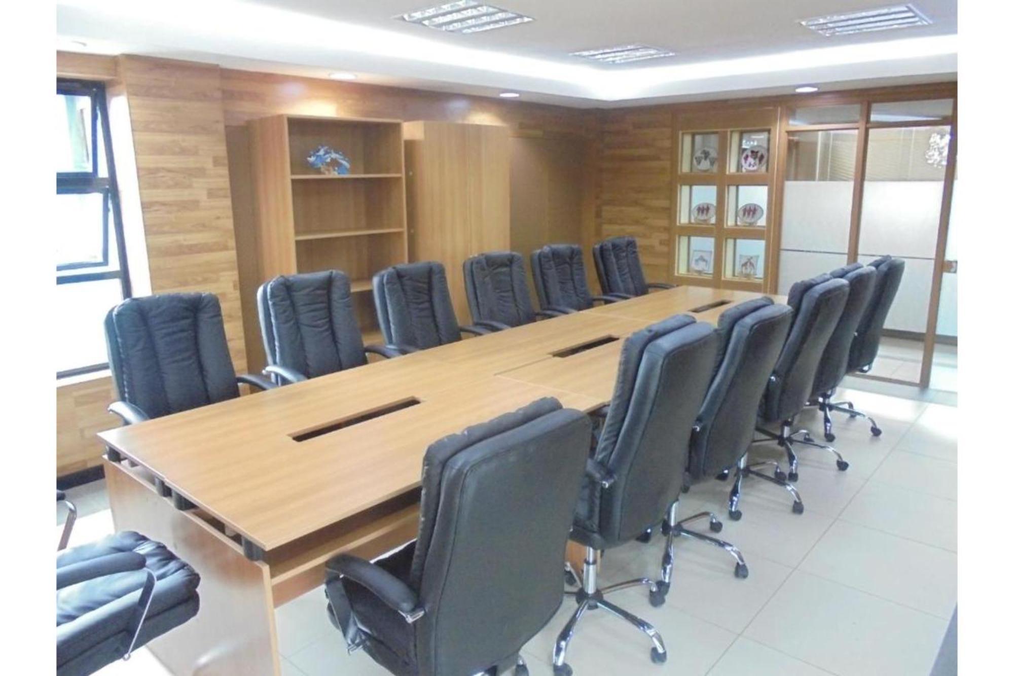 We Hotel & Suites Nairobi Dış mekan fotoğraf