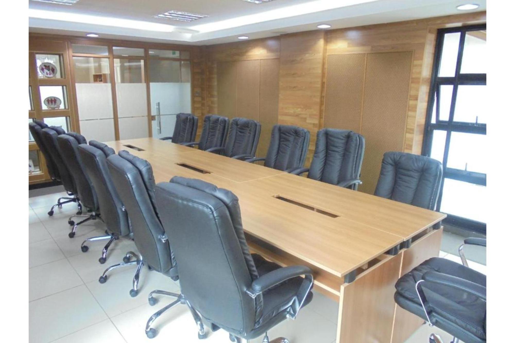 We Hotel & Suites Nairobi Dış mekan fotoğraf