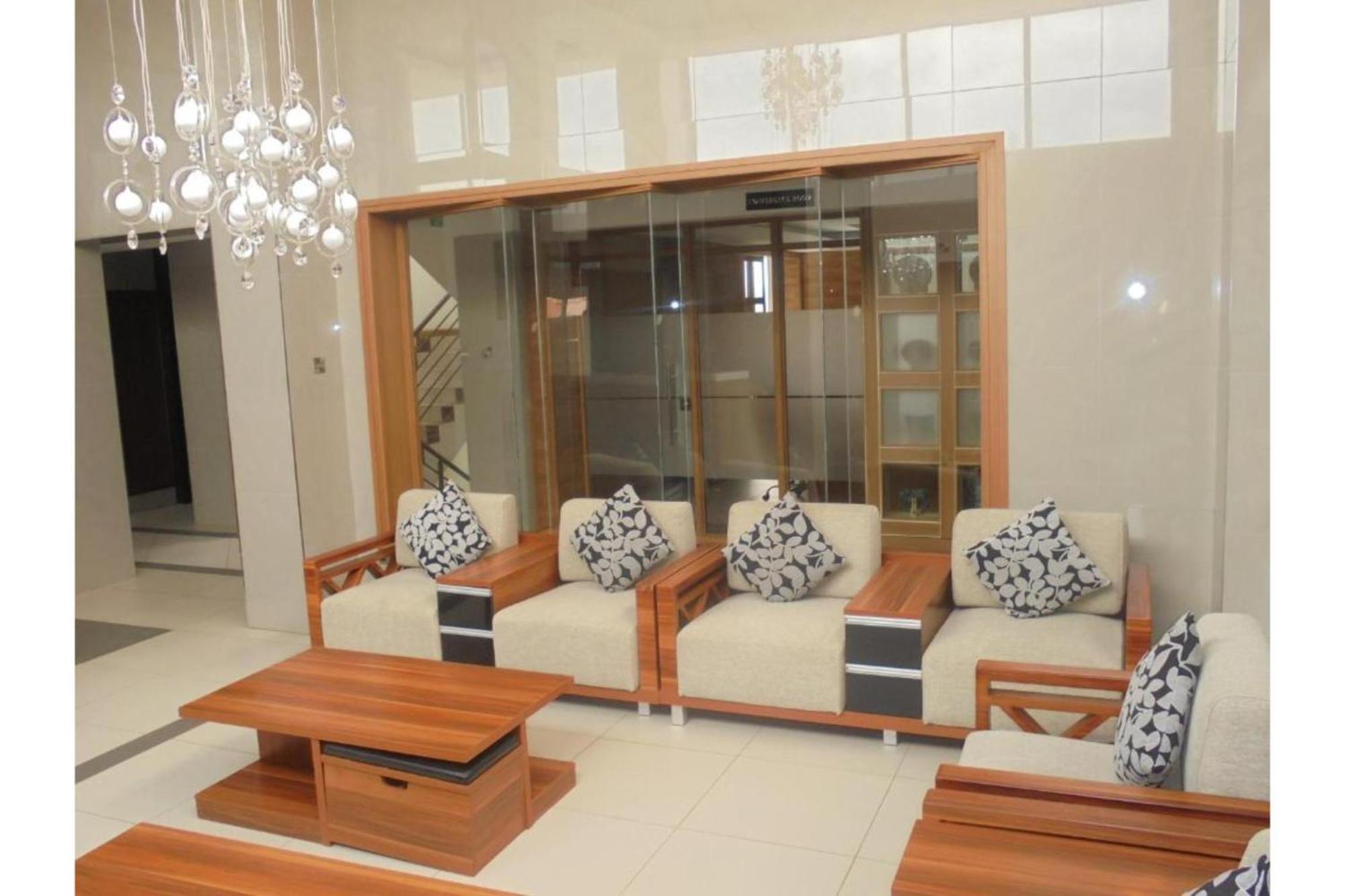 We Hotel & Suites Nairobi Dış mekan fotoğraf