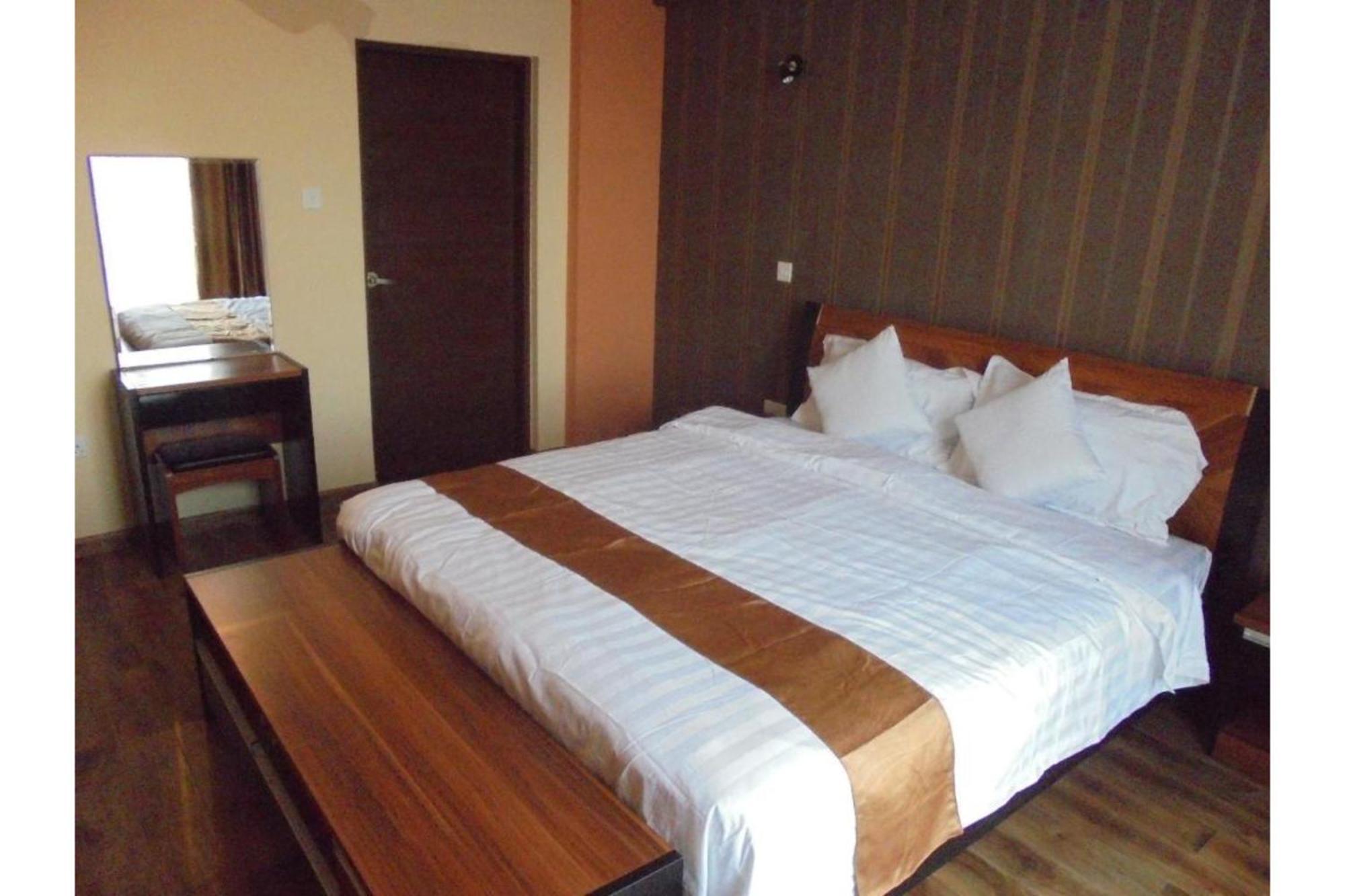 We Hotel & Suites Nairobi Dış mekan fotoğraf