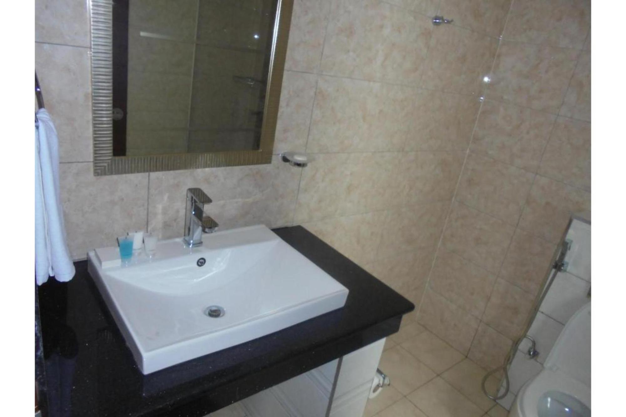 We Hotel & Suites Nairobi Dış mekan fotoğraf