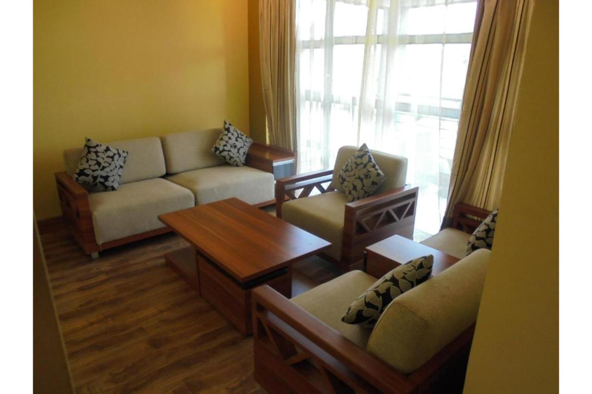 We Hotel & Suites Nairobi Dış mekan fotoğraf